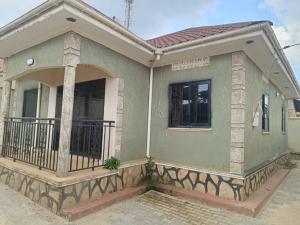 3 bedroom Villa for sale Seeta namugongo road bajjo  Bajo Mukono Central