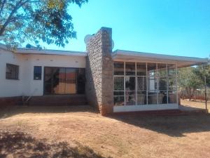 4 bedroom Houses for rent Newbold Road Greystone Park Harare North Harare