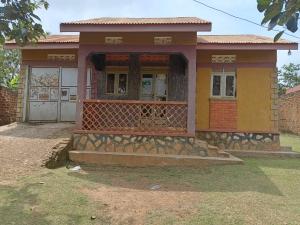 2 bedroom Villa for sale Seeta along namugongo road  Goma Mukono Central