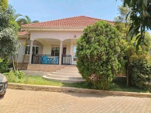 4 bedroom Bungalow Apartment for sale Kira bulindo  Kampala Central Kampala Central