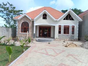 3 bedroom Villa for sale Seeta namilyango road  Goma Mukono Central