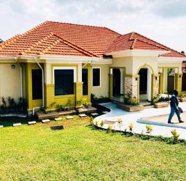4 bedroom Villa for sale Bwebajja Entebbe road  Kampala Central Kampala Central