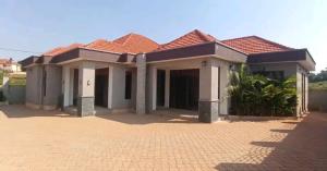 4 bedroom Bungalow Apartment for sale Kira road  Kira Wakiso Central