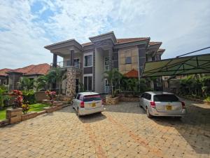 6 bedroom Villa for sale Kisasi kampala  Kampala Central Kampala Central
