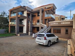 7 bedroom Villa for sale Munyonyo  Kampala Central Kampala Central