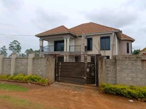 6 bedroom Apartment Block Apartment for sale Namugongo  Kampala Central