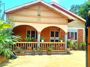 3 bedroom Villa for sale Seeta namilyango road  Goma Mukono Central