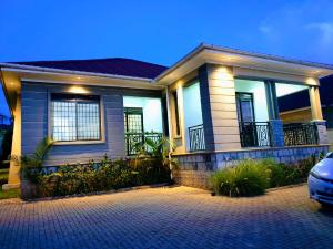 4 bedroom Bungalow Apartment for sale Namugongo road  Kampala Central Kampala Central