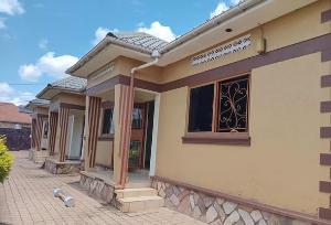 2 bedroom Bungalow Apartment for rent kira road Kira Wakiso Central