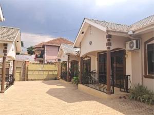 2 bedroom Bungalow Apartment for rent Kisaasi road Kisaasi Kampala Central