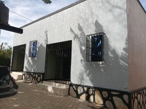 1 bedroom mini flat  Apartment Block Apartment for rent Kisaasi road Kisaasi Kampala Central