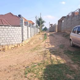 Land for sale Kasangati matuga road kiti Kawempe Wakiso Central