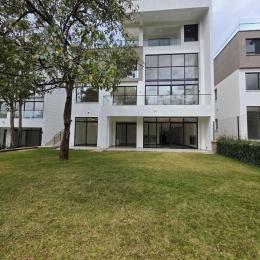 6 bedroom Townhouse for sale Kitisuru Nairobi