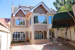 4 bedroom Townhouse for sale Membley Membley Ruiru