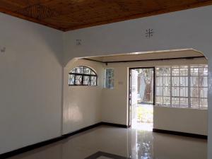 2 bedroom Bungalow Houses for rent Kizingo Mombasa