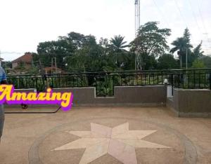 2 bedroom Apartment Block Apartment for rent mutungo road Kampala Central