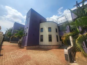 4 bedroom Villa for rent Nalule road Makindye Kampala Central