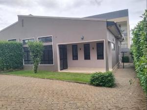 3 bedroom Apartment Block Apartment for rent Kira road Wakiso Central