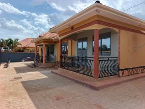 2 bedroom Bungalow Apartment for rent namugongo road Wakiso Central