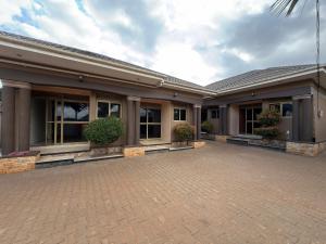 1 bedroom mini flat  Apartment Block Apartment for rent buwate Wakiso Central