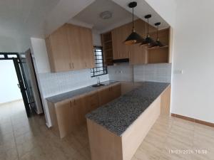 2 bedroom Flat&Apartment for rent Racecourse  Ngong Rd Nairobi