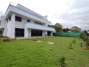 4 bedroom Flat&Apartment for sale Membley Ruiru