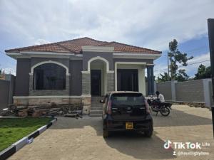5 bedroom Bungalow Apartment for sale Mulawa. Kira Wakiso Central