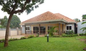 4 bedroom Bungalow Apartment for rent Ntinda road Kampala Central Kampala Central