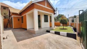 2 bedroom Bungalow Apartment for sale Kyaliwajjala road  Kampala Central Kampala Central