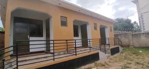 1 bedroom mini flat  Bungalow Apartment for rent Kira  Kampala Central