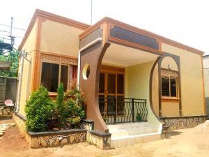 1 bedroom mini flat  Bungalow Apartment for rent Wapewo off Gayaza road  Gayaza Wakiso Central