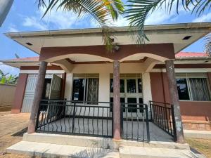 3 bedroom Bungalow Apartment for sale Kira road  Kira Wakiso Central