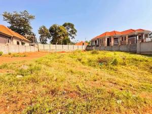 Land for sale Kira mamerito road  Kampala Central Kampala Central