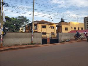 3 bedroom Commercial Property for rent Mawanda road  Kampala Central Kampala Central