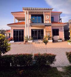 5 bedroom Apartment for sale Kyanja road  Kampala Central Kampala Central