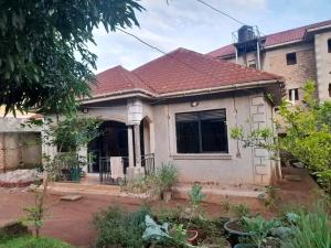 3 bedroom Bungalow Apartment for sale Bweyogerere kiwanga  Kampala Central Kampala Central