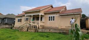 5 bedroom Land for sale Bweyogere butto Kampala Central