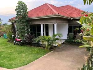 3 bedroom Bungalow Apartment for sale Mukono Nkowe  Mukono Central