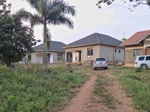 Land for sale Namugongo town  Kira Wakiso Central