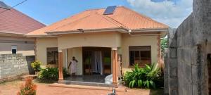 3 bedroom Bungalow Apartment for sale Kitende  Kampala Central Kampala Central