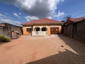 3 bedroom Villa for sale Seeta namugongo road  Goma Mukono Central