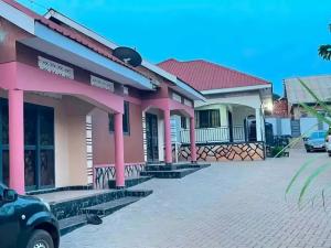 3 bedroom Bungalow Apartment for sale Kiwatule  Kampala Central Kampala Central