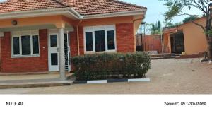 4 bedroom Villa for rent Kyanja Kira Wakiso Central