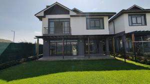 4 bedroom Townhouse for rent kiambu road, Runda Nairobi