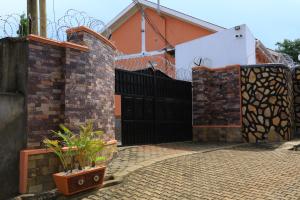 2 bedroom Apartment Block Apartment for rent Plot 5133, Block 265, Zana Bunamwaya Ssabagado-Makindye Wakiso Central