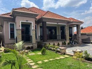 4 bedroom Villa for sale Kira nakwero  Kira Wakiso Central