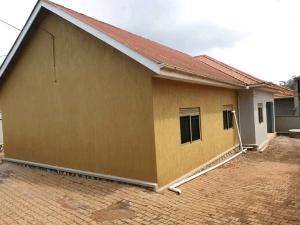 3 bedroom Bungalow Apartment for rent Kira road  Kampala Central Kampala Central