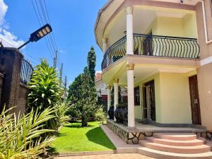 1 bedroom mini flat  Bungalow Apartment for rent Bukoto ntinda road  Bukoto Kampala Central