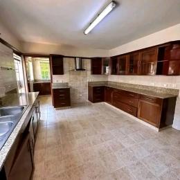 3 bedroom Bungalow Houses for rent Kilimani Nairobi