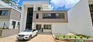 6 bedroom Townhouses Houses for rent Peponi Spring Valley Nairobi